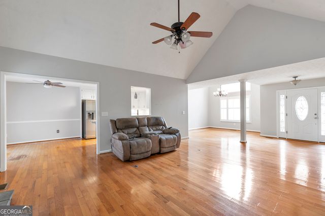 1330 Smoke Hill Drive, Hoschton, GA 30548