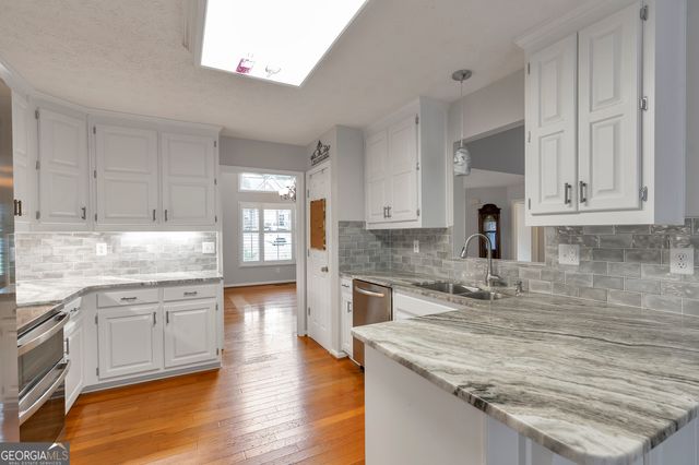 1330 Smoke Hill Drive, Hoschton, GA 30548