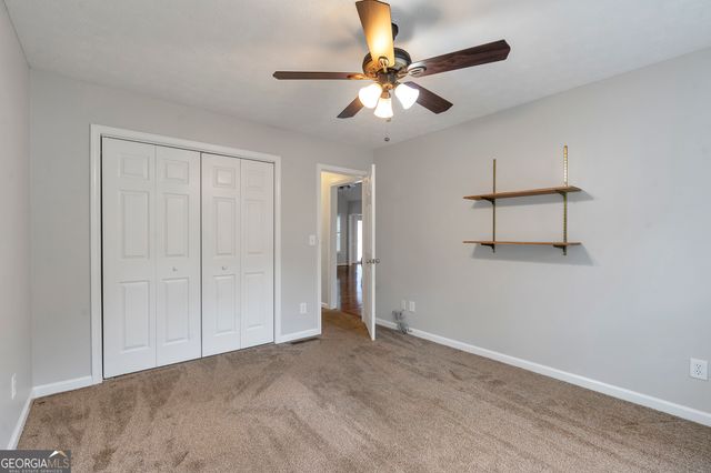 1330 Smoke Hill Drive, Hoschton, GA 30548