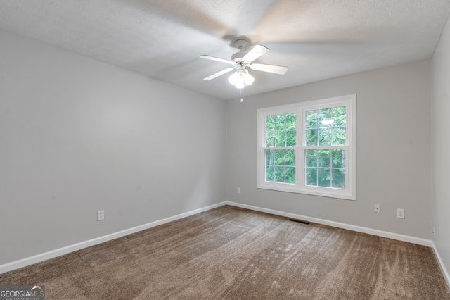 1330 Smoke Hill Drive, Hoschton, GA 30548