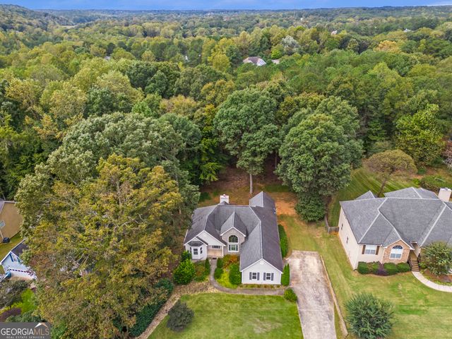 1330 Smoke Hill Drive, Hoschton, GA 30548