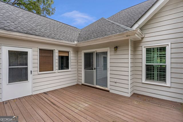 1330 Smoke Hill Drive, Hoschton, GA 30548