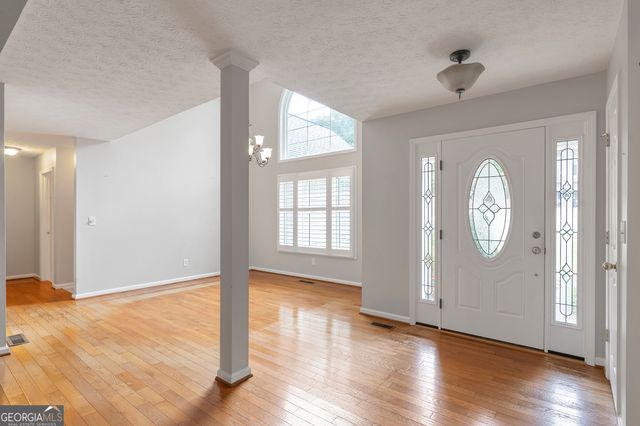 1330 Smoke Hill Drive, Hoschton, GA 30548