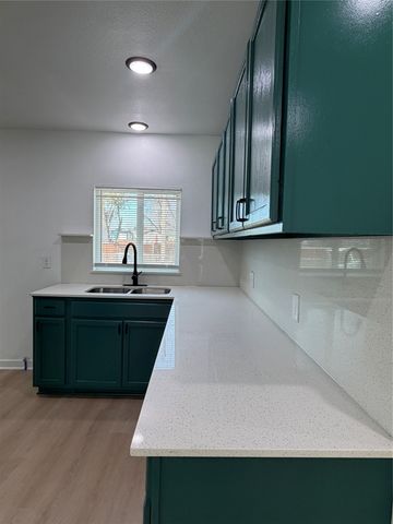 3039 Dahlia Drive, Dallas, TX 75216