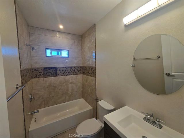1921 E 6th Street, Long Beach, CA 90802