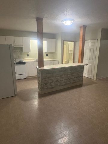 182 West St 182, Leominster, MA 01453