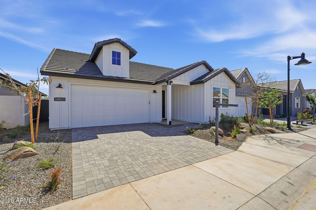 10853 N BLAKELY Street, Surprise, AZ 85388 — photo 5