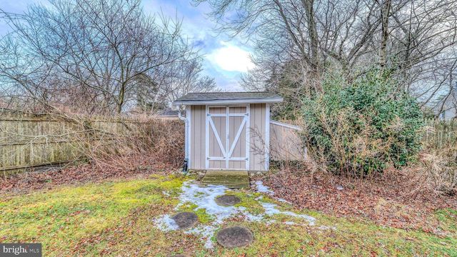 604 E PENNSYLVANIA AVE, Galloway, NJ 08205