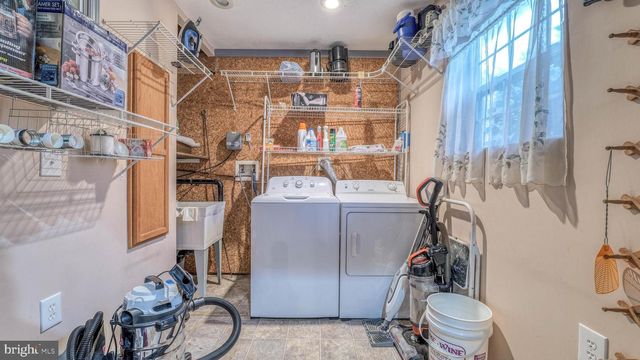 604 E PENNSYLVANIA AVE, Galloway, NJ 08205