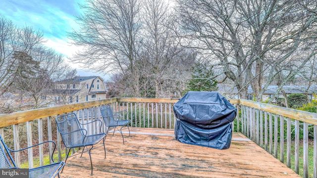 604 E PENNSYLVANIA AVE, Galloway, NJ 08205