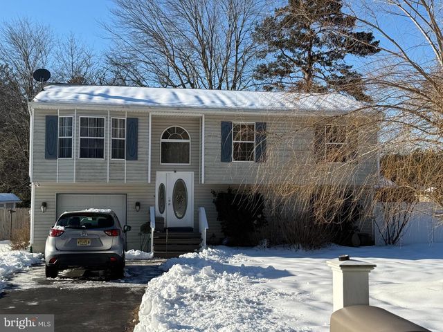 604 E PENNSYLVANIA AVE, Galloway, NJ 08205