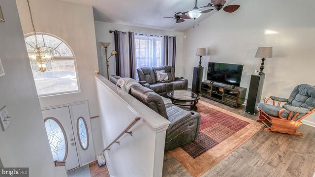 604 E PENNSYLVANIA AVE, Galloway, NJ 08205