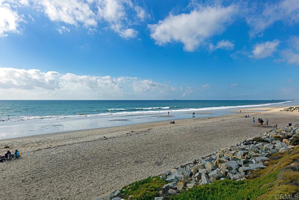 Image 40 of property listing at 2323 Ocean Street, Carlsbad, CA 92008