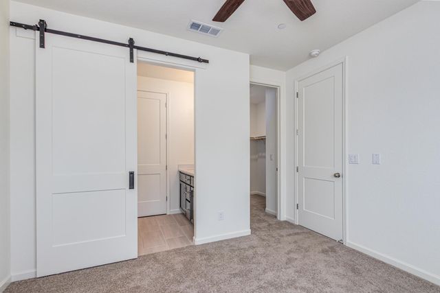 4072 Porton Ln, Carmichael, CA 95608