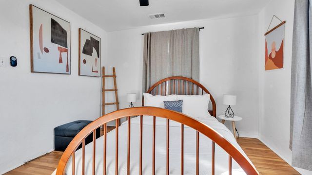 1405 Lead Avenue SE, Albuquerque, NM 87106