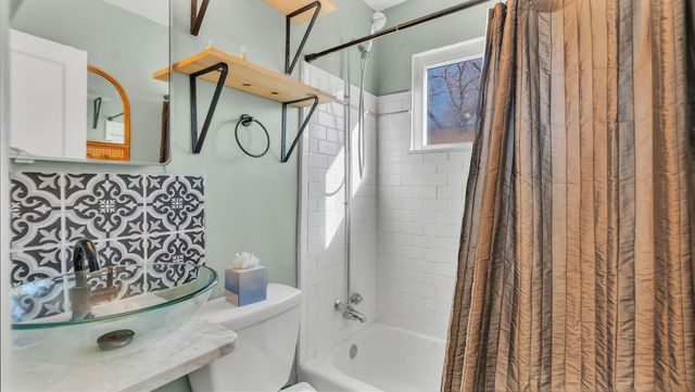 1405 Lead Avenue SE, Albuquerque, NM 87106