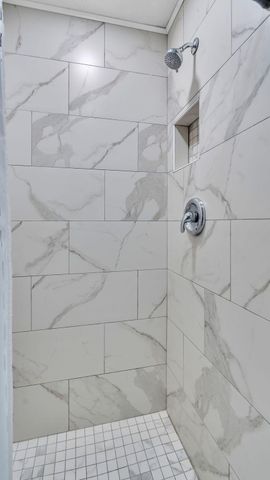 1405 Lead Avenue SE, Albuquerque, NM 87106