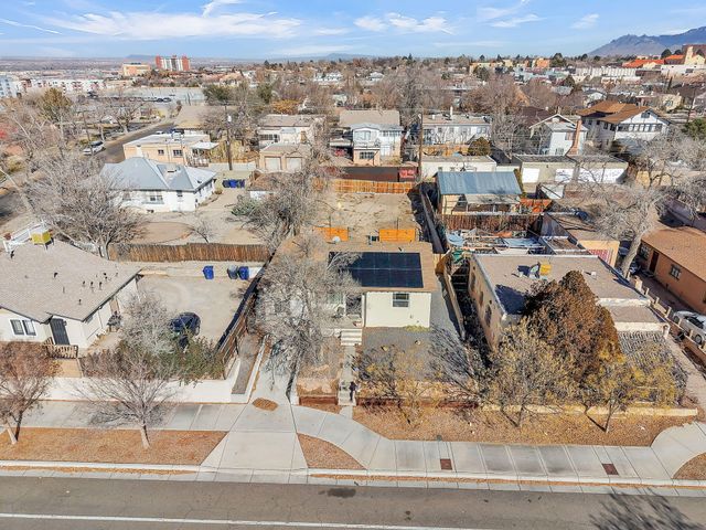 1405 Lead Avenue SE, Albuquerque, NM 87106