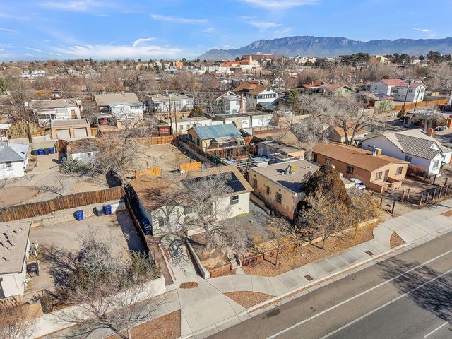 1405 Lead Avenue SE, Albuquerque, NM 87106