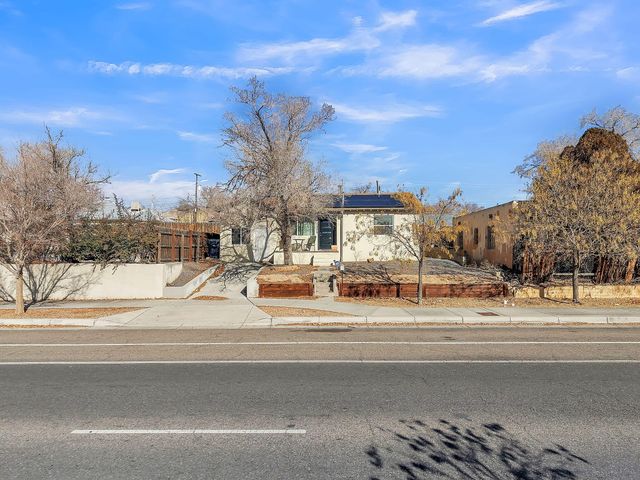 1405 Lead Avenue SE, Albuquerque, NM 87106