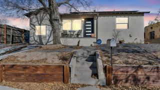 1405 Lead Avenue SE, Albuquerque, NM 87106