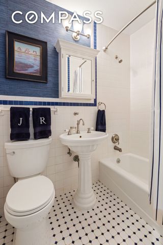 135 E 83rd St Apt 14D, New York City, NY 10028