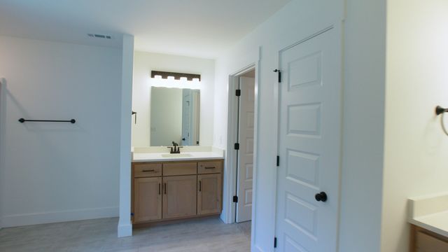 2323 N Miller Avenue, Joplin, MO 64801