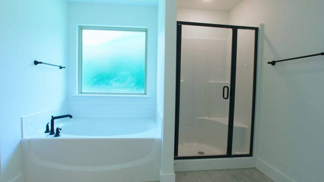 2323 N Miller Avenue, Joplin, MO 64801