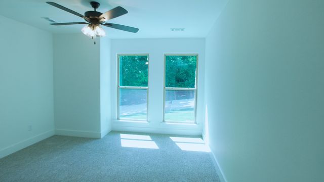 2323 N Miller Avenue, Joplin, MO 64801