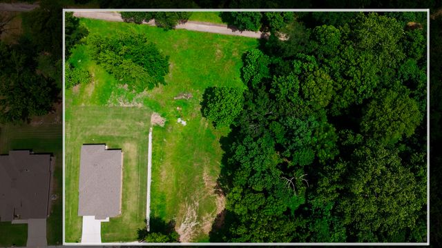 2323 N Miller Avenue, Joplin, MO 64801