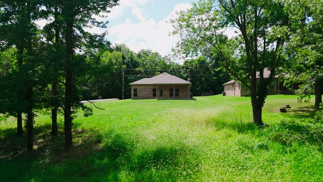 2323 N Miller Avenue, Joplin, MO 64801