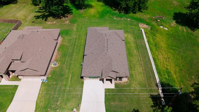 2323 N Miller Avenue, Joplin, MO 64801