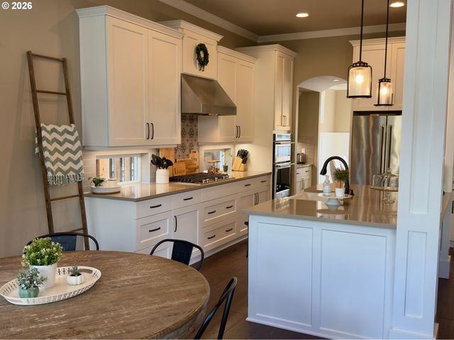 15315 Se Lewis St, Happy Valley, OR 97086