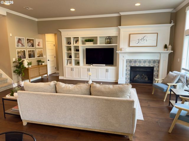 15315 Se Lewis St, Happy Valley, OR 97086