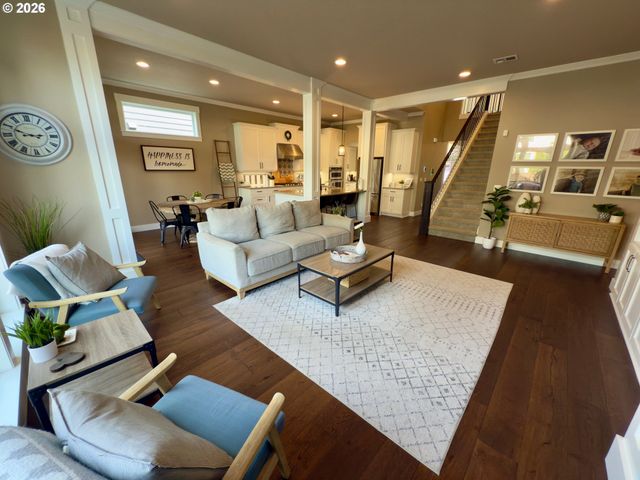 15315 Se Lewis St, Happy Valley, OR 97086