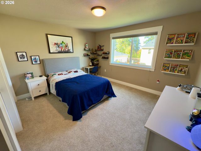 15315 Se Lewis St, Happy Valley, OR 97086