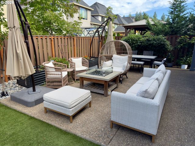 15315 Se Lewis St, Happy Valley, OR 97086