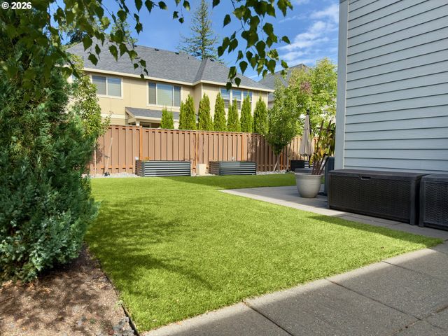 15315 Se Lewis St, Happy Valley, OR 97086