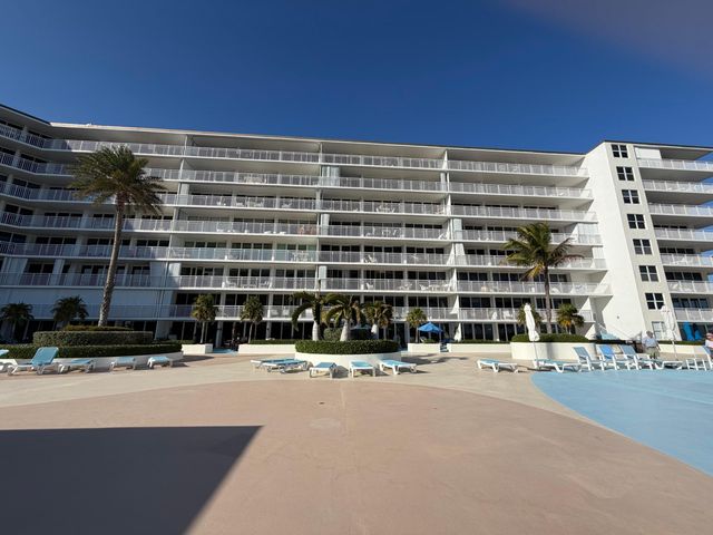 3546 S Ocean Boulevard 516, South Palm Beach, FL 33480