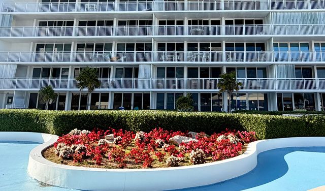 3546 S Ocean Boulevard 516, South Palm Beach, FL 33480