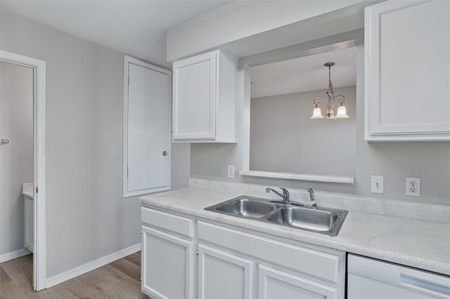 5705 E Texas Street 47, Bossier City, LA 71111