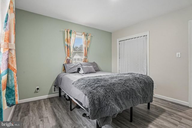 150 HAWTHORNE DR, Mount Holly, NJ 08060