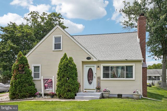 150 HAWTHORNE DR, Mount Holly, NJ 08060