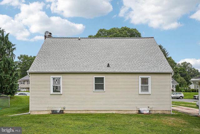 150 HAWTHORNE DR, Mount Holly, NJ 08060