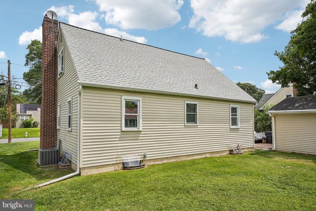 150 HAWTHORNE DR, Mount Holly, NJ 08060