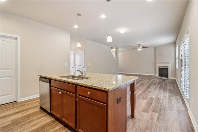 5170 Amberland Square, Atlanta, GA 30349