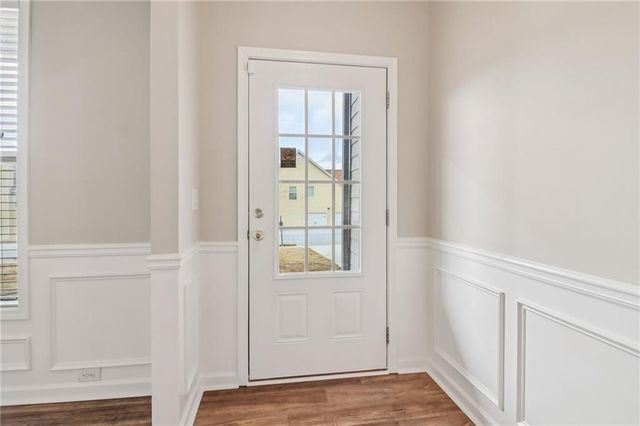 5170 Amberland Square, Atlanta, GA 30349