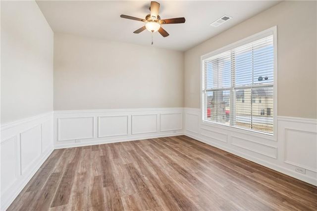 5170 Amberland Square, Atlanta, GA 30349