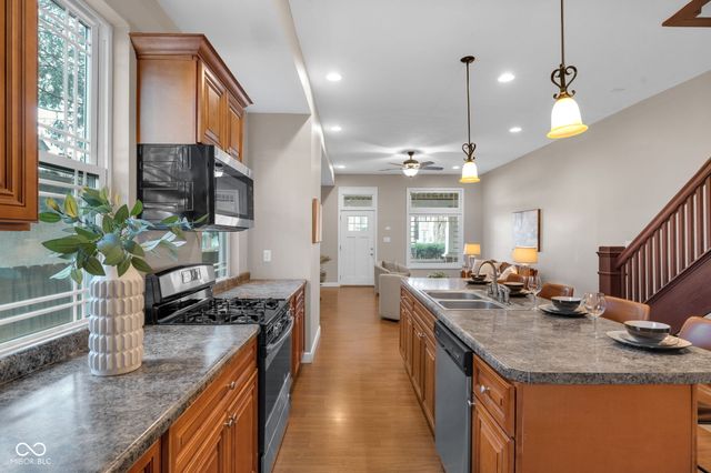 1437-1439 Woodlawn Avenue, Indianapolis, IN 46203