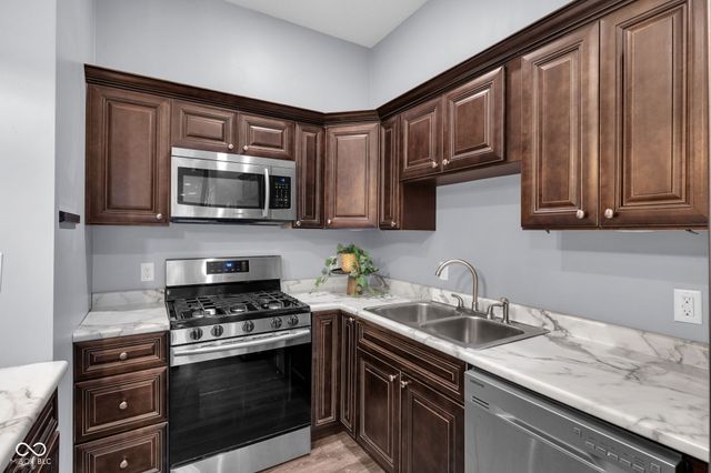 1437-1439 Woodlawn Avenue, Indianapolis, IN 46203